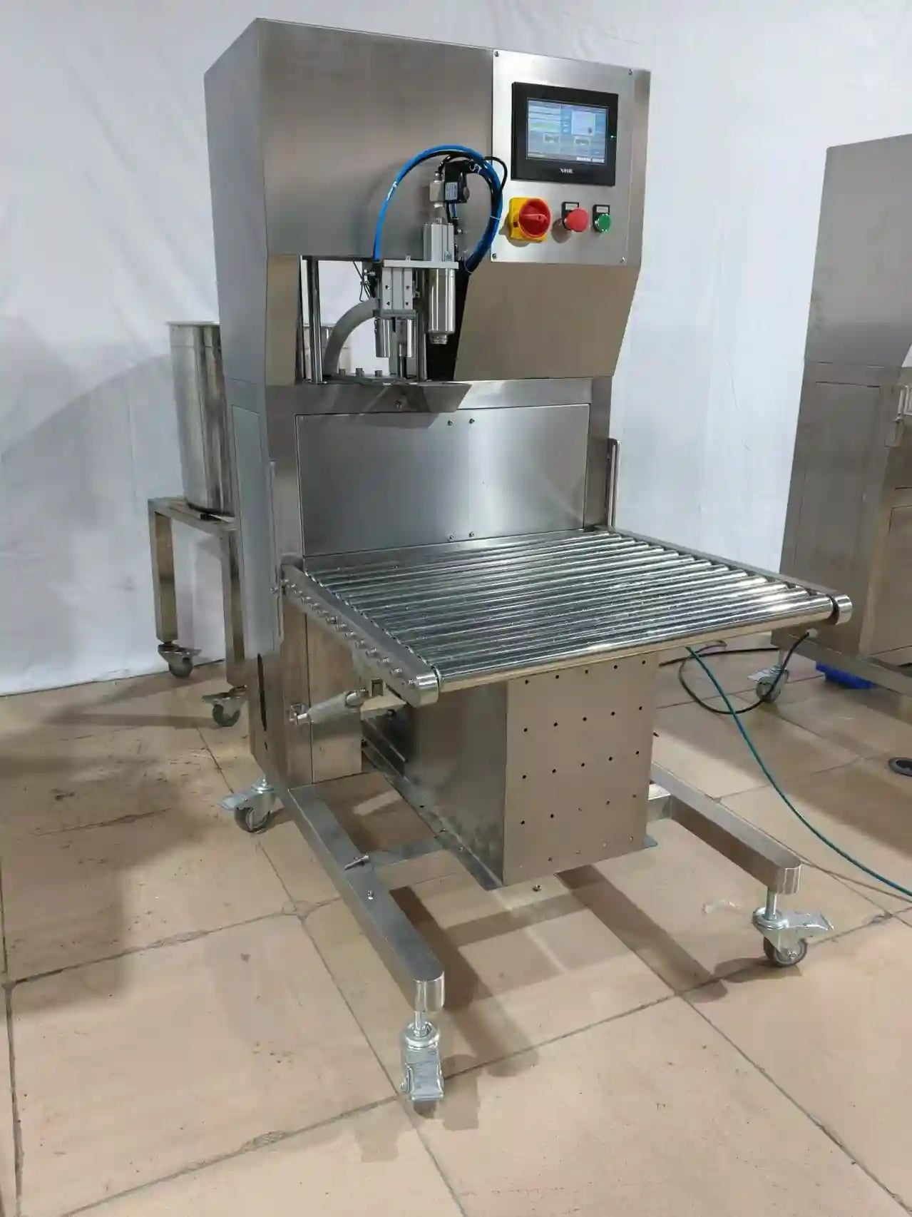 Bag-in-Box & Stand Up Pouch Filling Machines 5