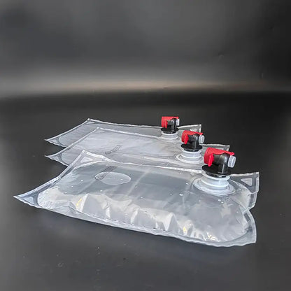 Soup Bag-in-Box with Vitop Tap – Convenient Dispensing in Food Service01